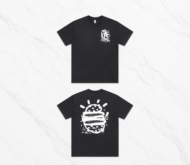 T-Shirt.
